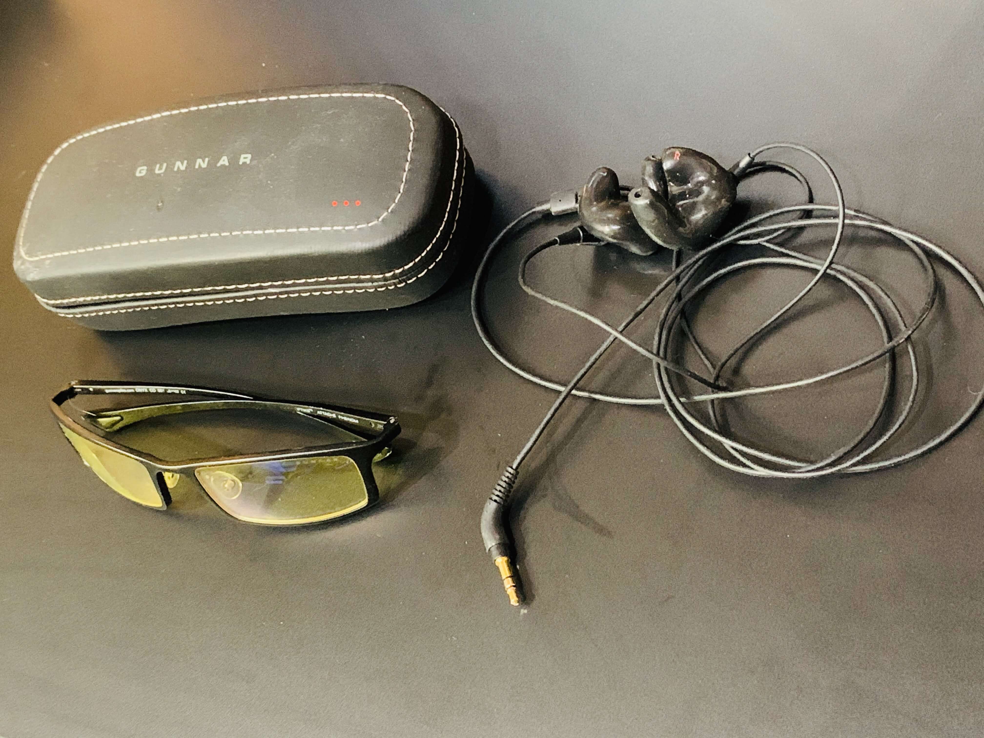 Gunnars and noise isolating earbuds