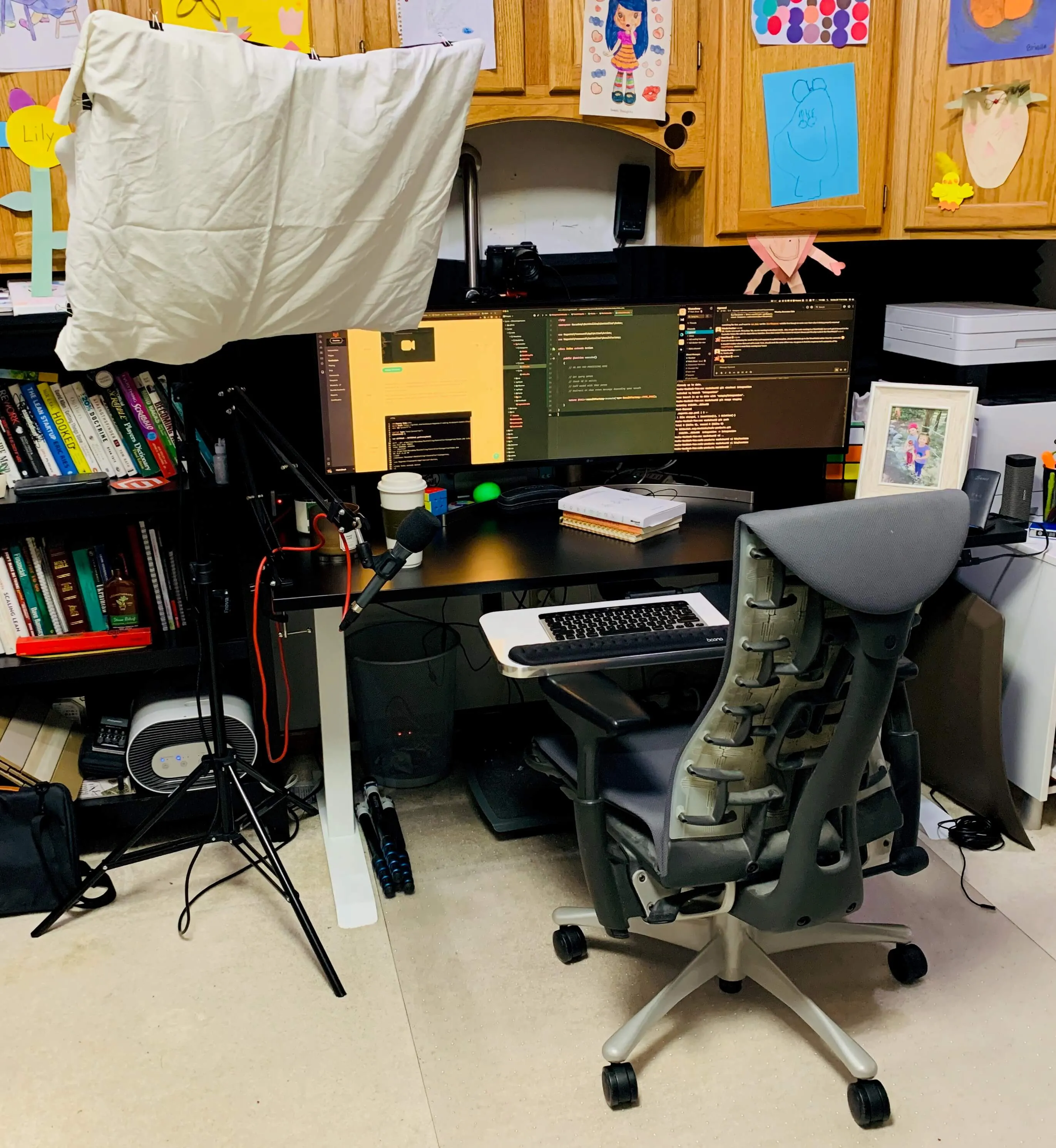 Mark's home office